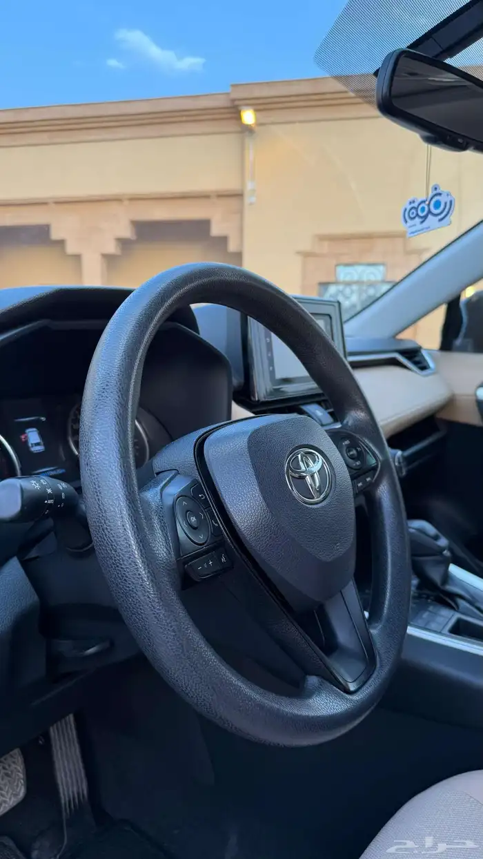 تويوتا راف فور فل كامل نظيف مررة 2022 8