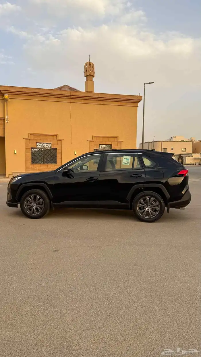 تويوتا راف فور فل كامل نظيف مررة 2022 0