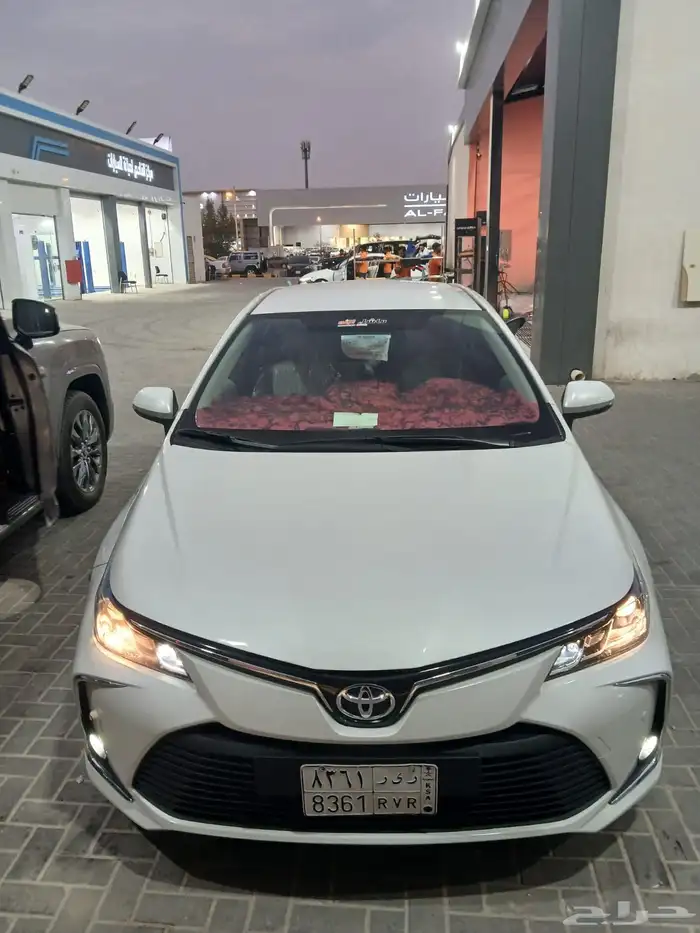 سياره كورولا 2025 4