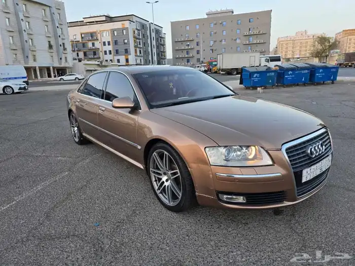 أودي A8L نظيفة جدا مخزنة مميزة مواصفات خاصة 2