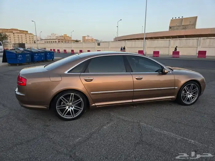 أودي A8L نظيفة جدا مخزنة مميزة مواصفات خاصة 1