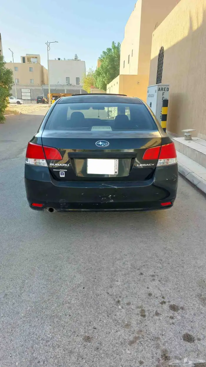 سوبارو ليجاسي 2010 اسود 6