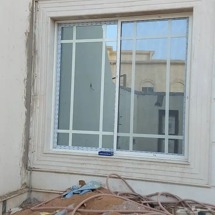 زجاج ستركشر وسكوريت وشبابيك المنيوم وشترات 4