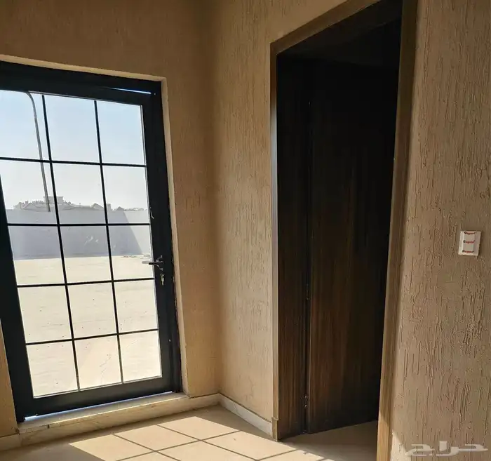 شقة سكنية روف للأيجار39ألف 7