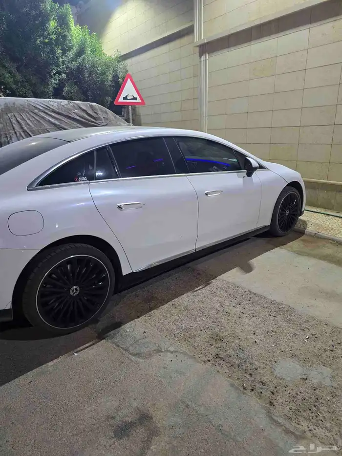 مرسيدس eqe 350  ممشى 21 موديل 23ما شاء الله لاقوة الا بالله 3