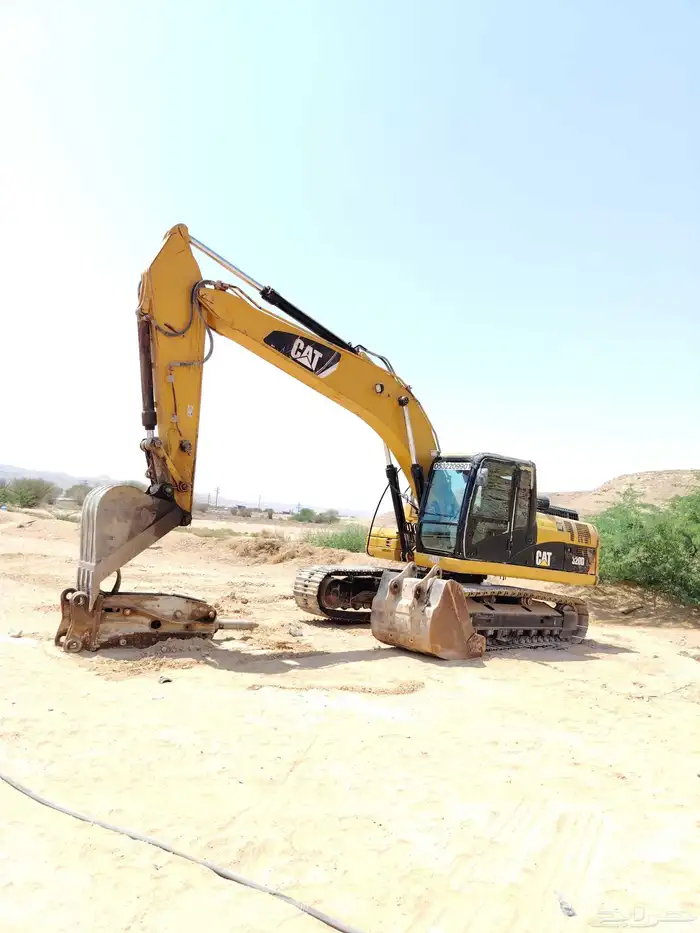 معدات حفر وردم وترحيل مخلفات 0