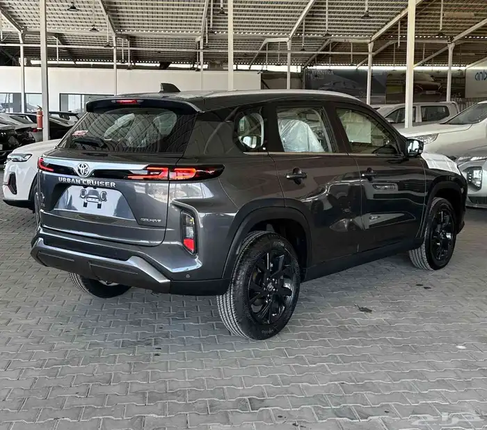 تويوتا أوربان كروزر جى ال أكس 2025 - urban cruiser GLX 7
