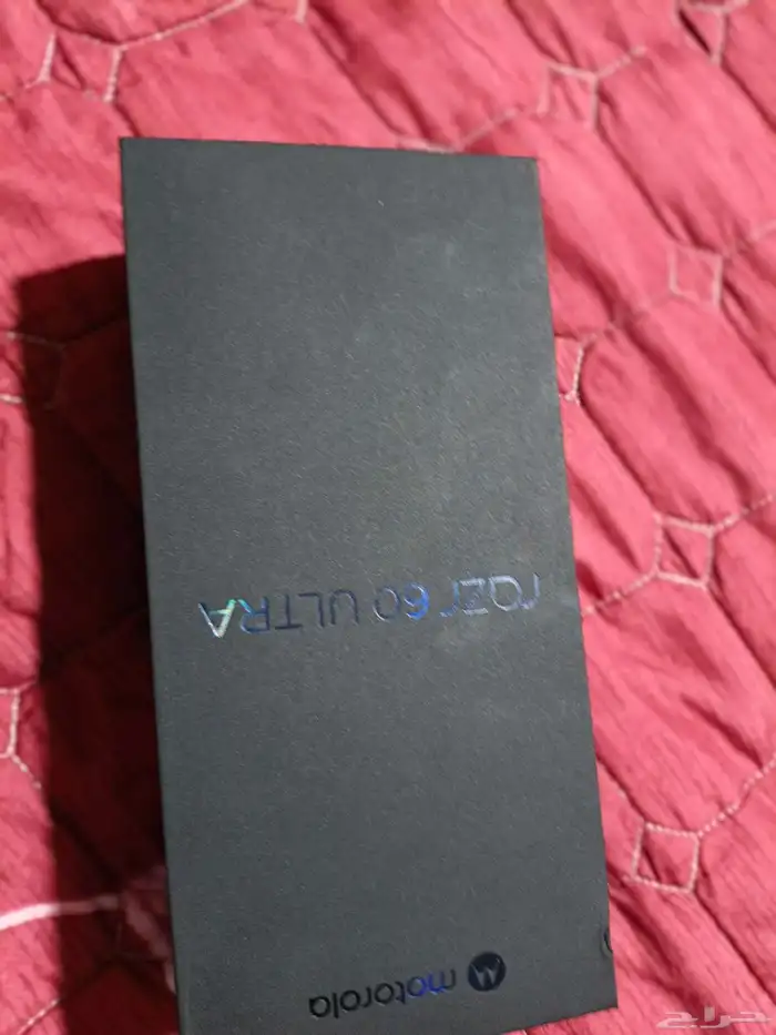 جوال موتورلا رازر 60 الترا لون ذهبى مميز جديد لم يفك الكرتون 0