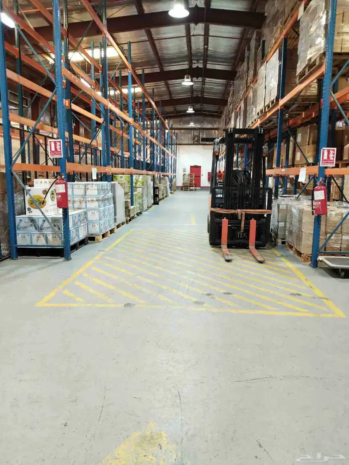 مستودعات مرخصه من هيئة الغذاء والدواء (( تخزين للغير )) 1