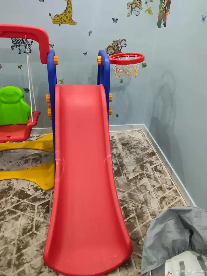 اللعاب وخردوات للبيع 8