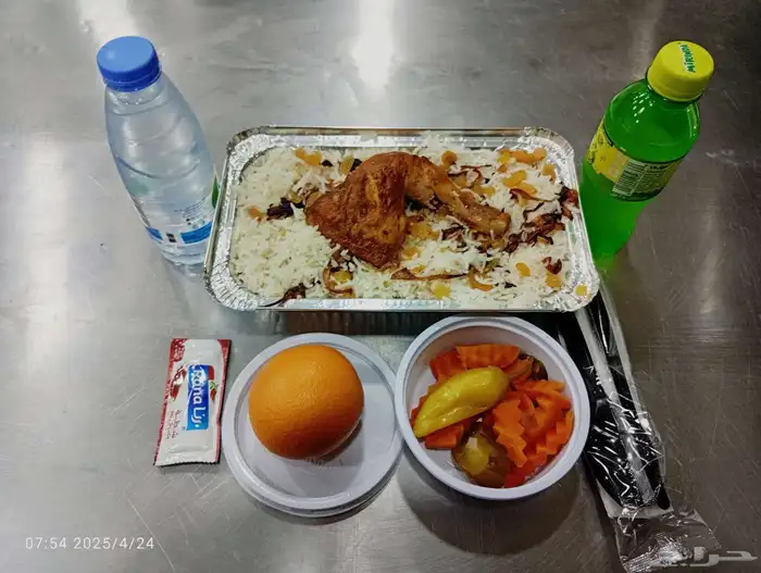 شركة فخر الصناع لخدمات الاعاشه 0