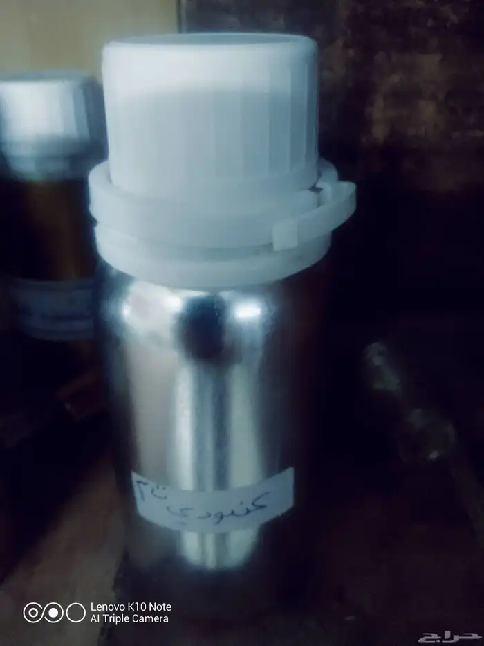 مشروع عطور كامل مجهز بجميع بضاعته للبيع 3