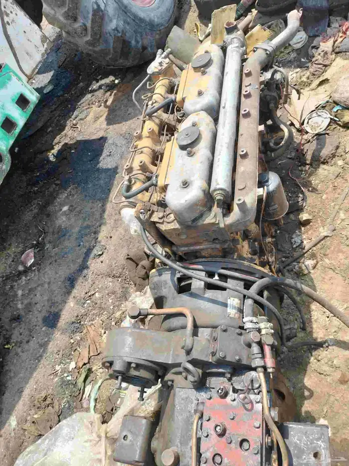 مكينه ميتسوبيشي 6سلندر ديزل للبيع 5