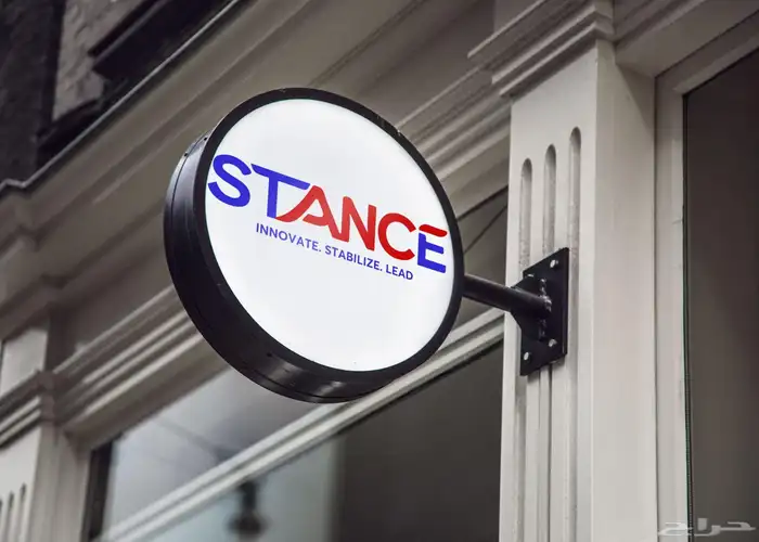 مصممة جرافيك وهويات بصرية محترفة 32