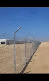 متخصصون في تركيب الشبوك للمزارع والملاعب والاسوار الامنية وز 0