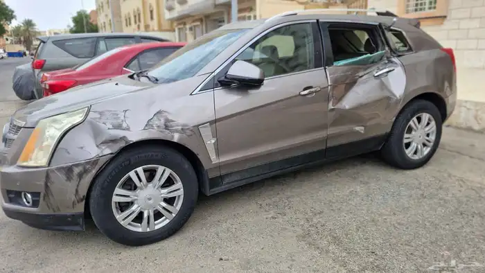 مصدوم كاديلاك SRX فل كامل 2012 0