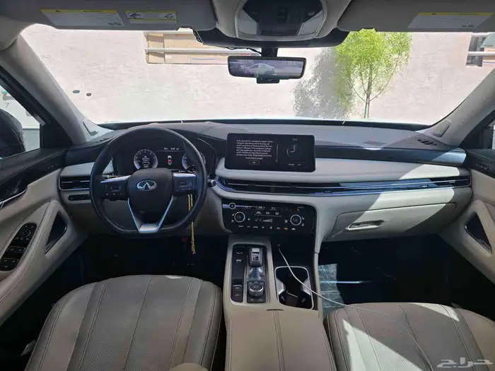 انفينتي QX60 9