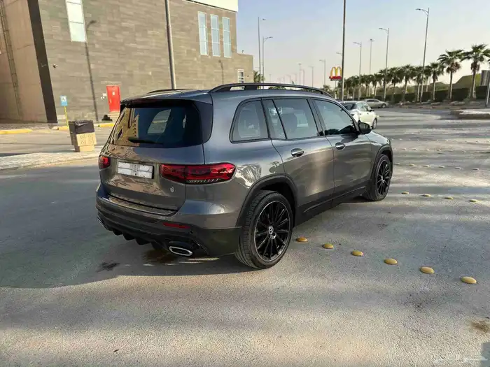 مرسيدس GLB200 2021 5