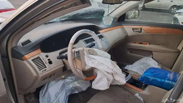 للبيع قطع غيار مستعمله افالون موديل 2006 3