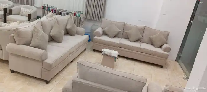 Translate Post  مفروشات الرياض  تفصيل جميع انواع الكنب وال 4