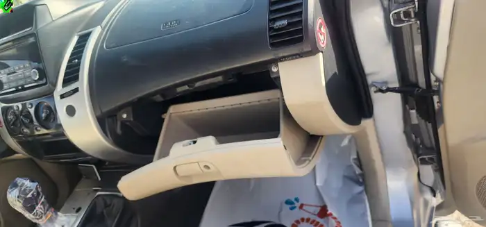 مونتيرو سبورت وأيضا تسمى باجيرو سبورت 2014 دبل PAJERO SPORT 48