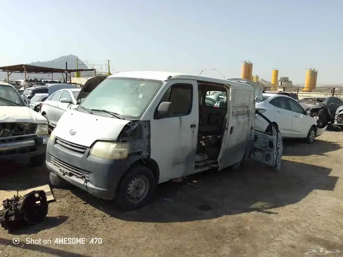قطع غيار مستعملة دباب ديهاتسو 0
