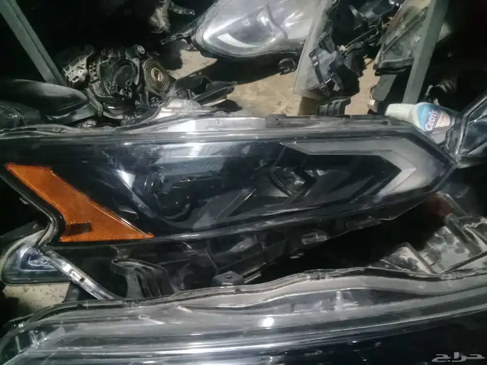 يتوفر لدينا شمعات التيما 23 اصلي وكاله مستخدم نظيف تشليح 0