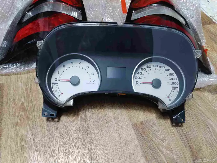 very good condition meter ford car and lite 0