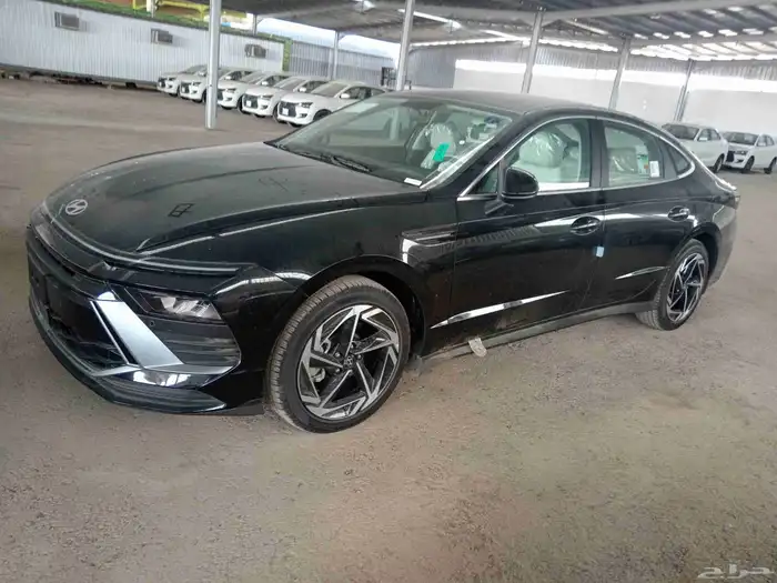 هونداي النترا سمارت موديل 2026 لون اسود 1