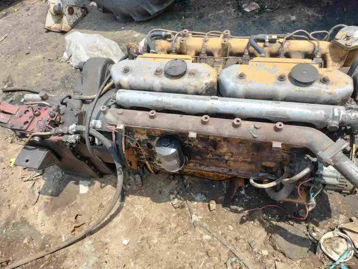 مكينه ميتسوبيشي 6سلندر ديزل للبيع 4