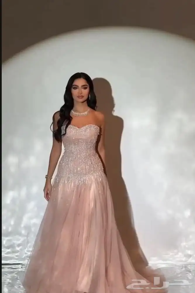 أفخم فساتين السهرة الراقية والمميزة 3