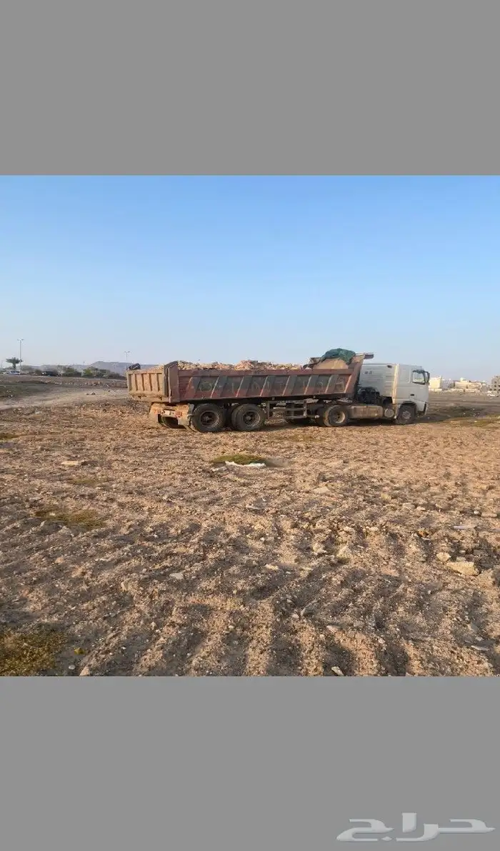 بوكلين وشيول وتريلات قلاب لايجار باليومية حفريات وتسويه 4