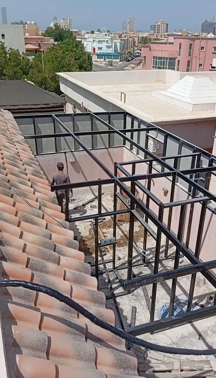 ملاحق ساندوتش بنل جده 6