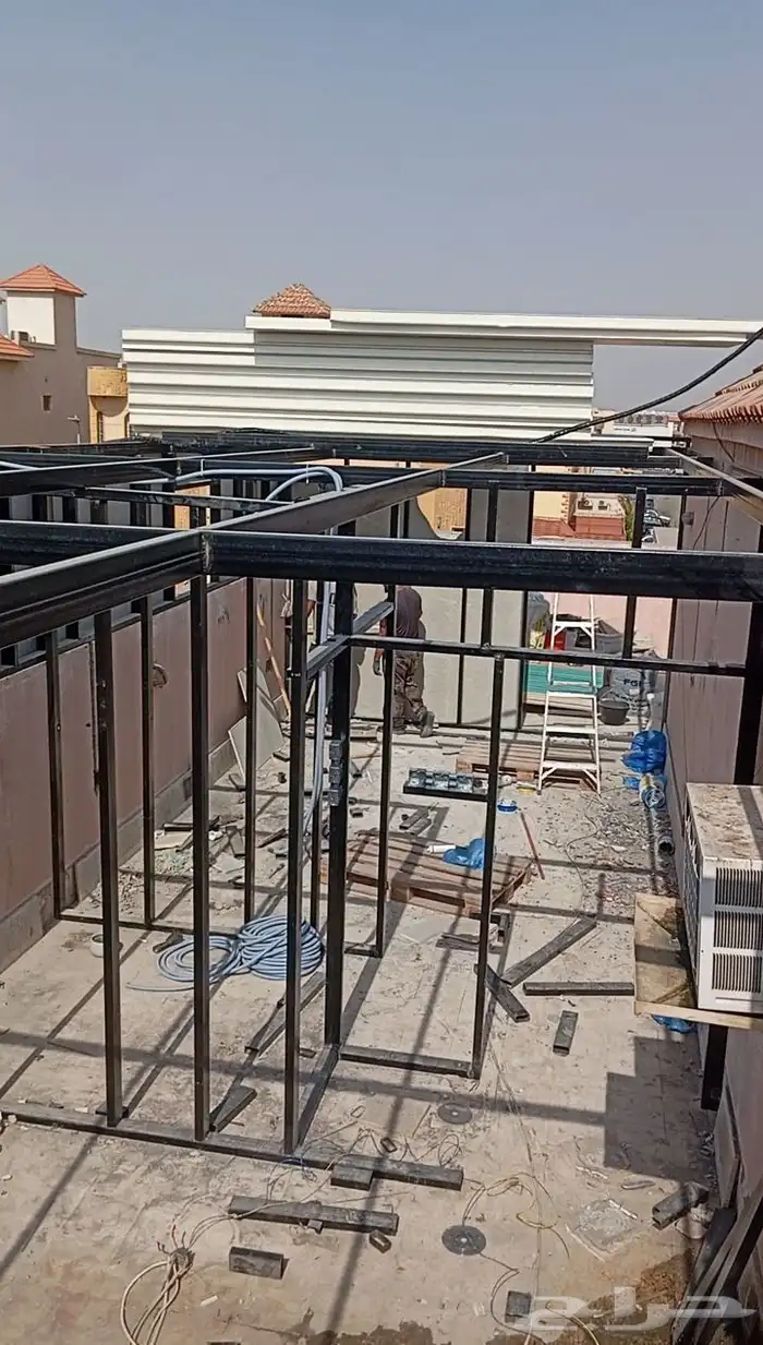 ملاحق ساندوتش بنل جده 3