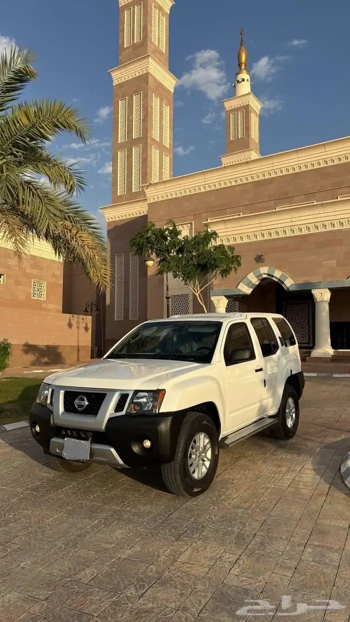 نيسان كستيرا 2012 5