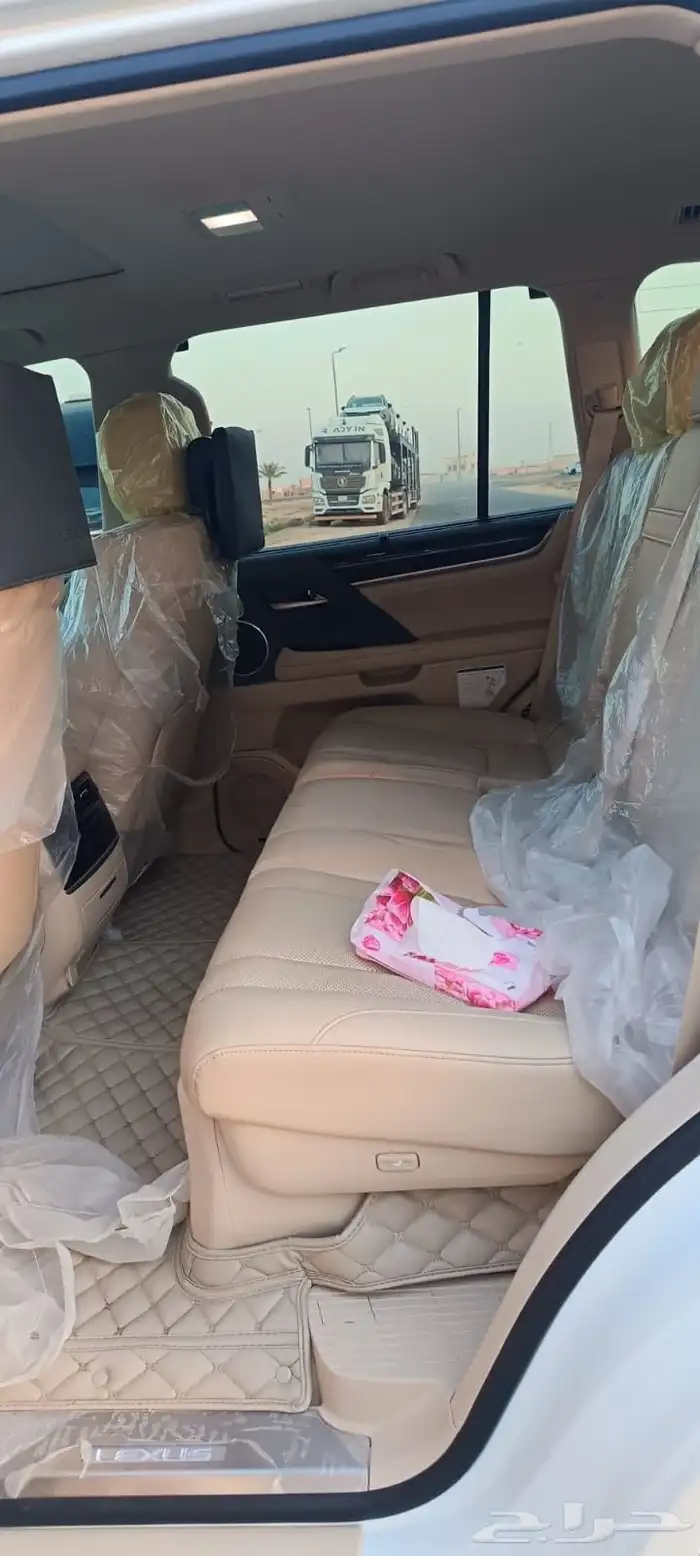 لكزس LX570 موديل 2021عداد134الف فل كامل 7