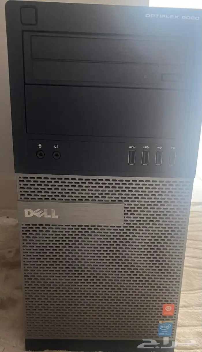 للبيع كمبيتور من DELL وشاشه تلفزيون من نوع ال جي اصليه كوري 3
