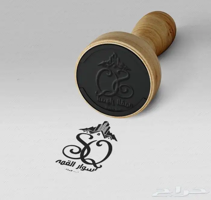 مصممة جرافيك وهويات بصرية محترفة 41