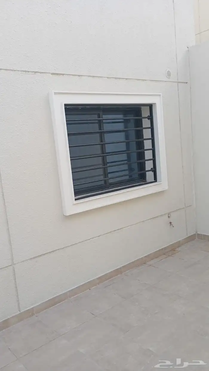 حداد مظلات سواتر سلالم شينكو سندويش بنل 4