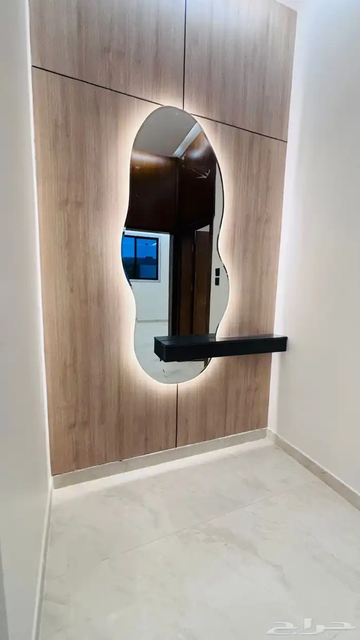 للبيع نص دور حي الفلاح 6