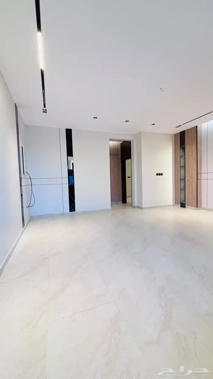 للبيع نص دور حي الفلاح 3