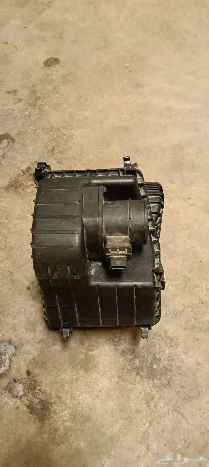 فلتر هواء وقاعده بطاريه حقه هيونداي وكيا 12