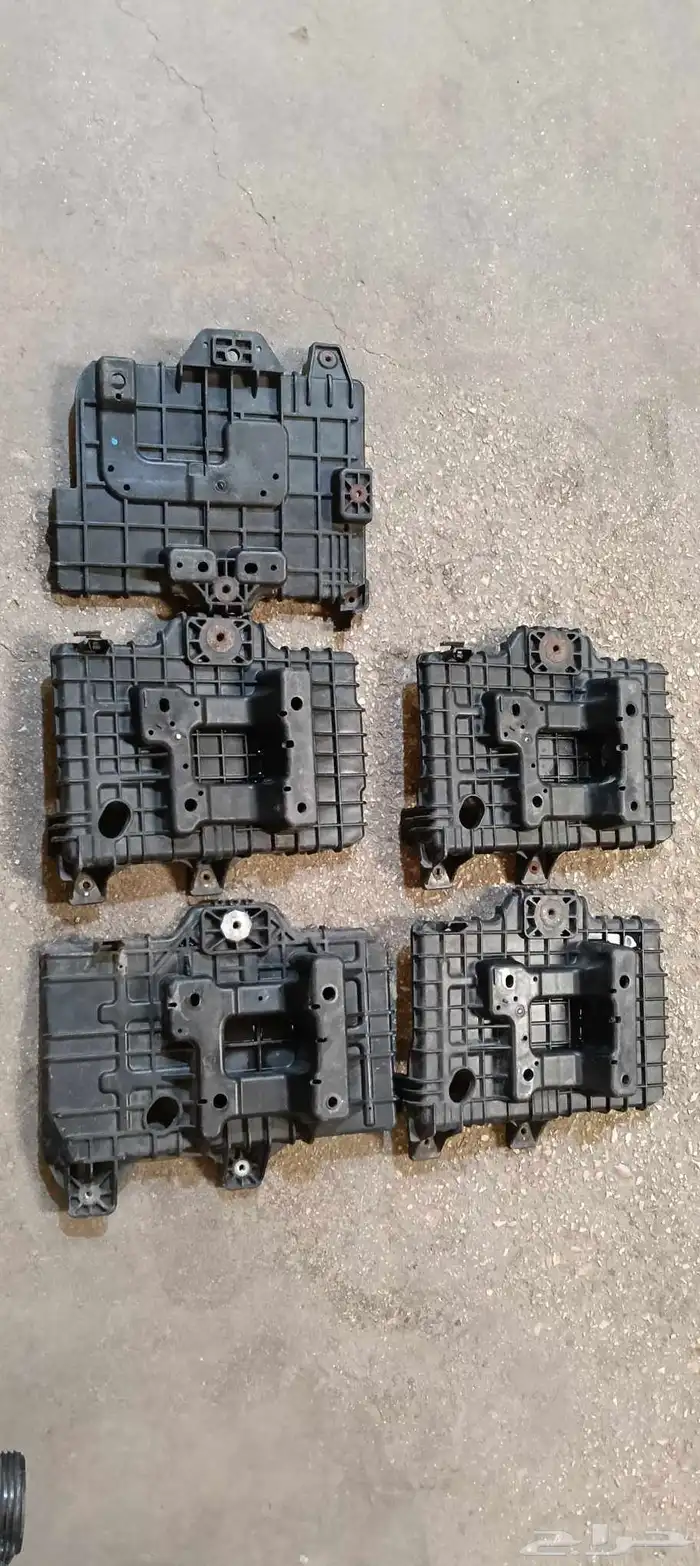 فلتر هواء وقاعده بطاريه حقه هيونداي وكيا 16