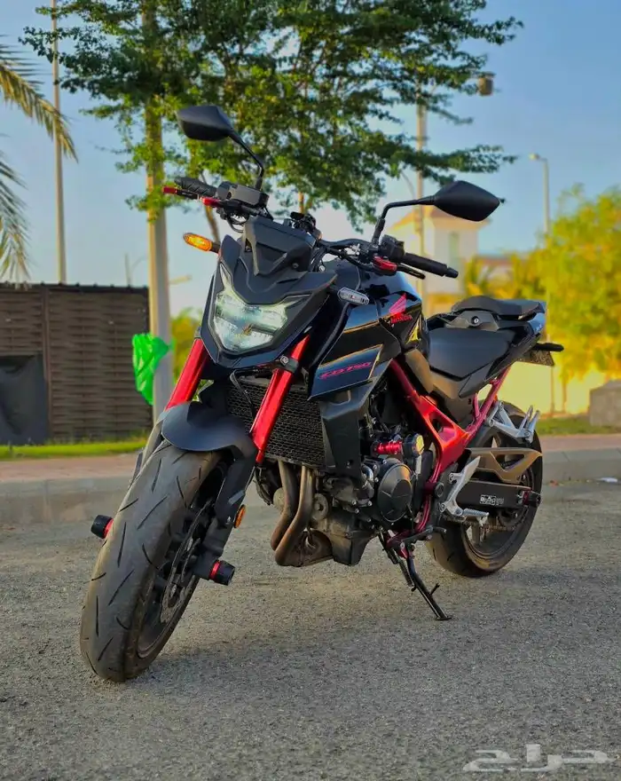للبيع دباب هوندا CBR 750 2024 مخزن ممشى قليل 0