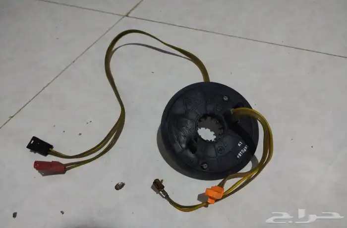 قطع غيار مرسيدس ابو عيون W210 41