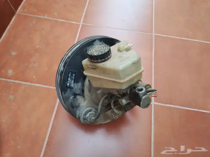 قطع غيار مرسيدس ابو عيون W210 64