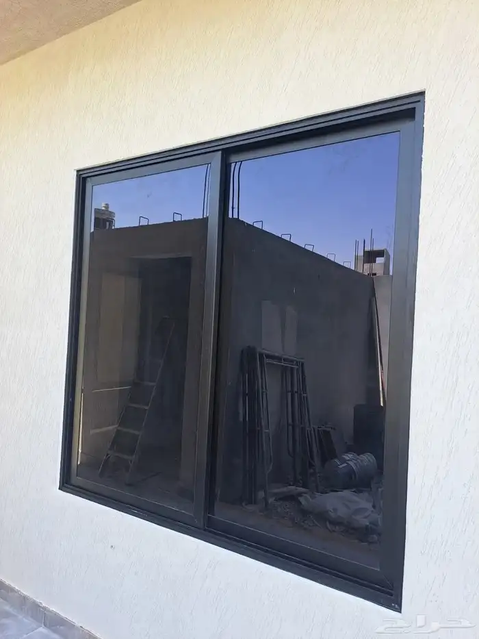 باب ليزر حديد دريشه المينوم باب المينوم باب خشب 7