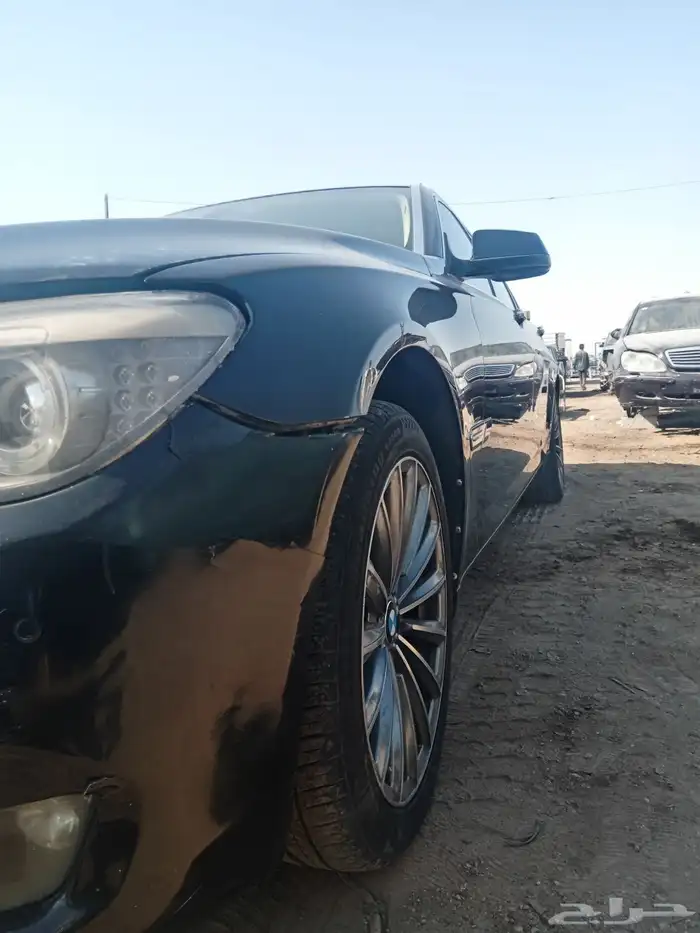 تشليح لبيع قطع غيار السيارات الألماني ة بي ام دابليو 2010 2