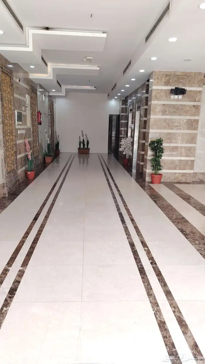 شقق واجنحة فندقية نظيفه اجار شهري ((عوائل)) 1