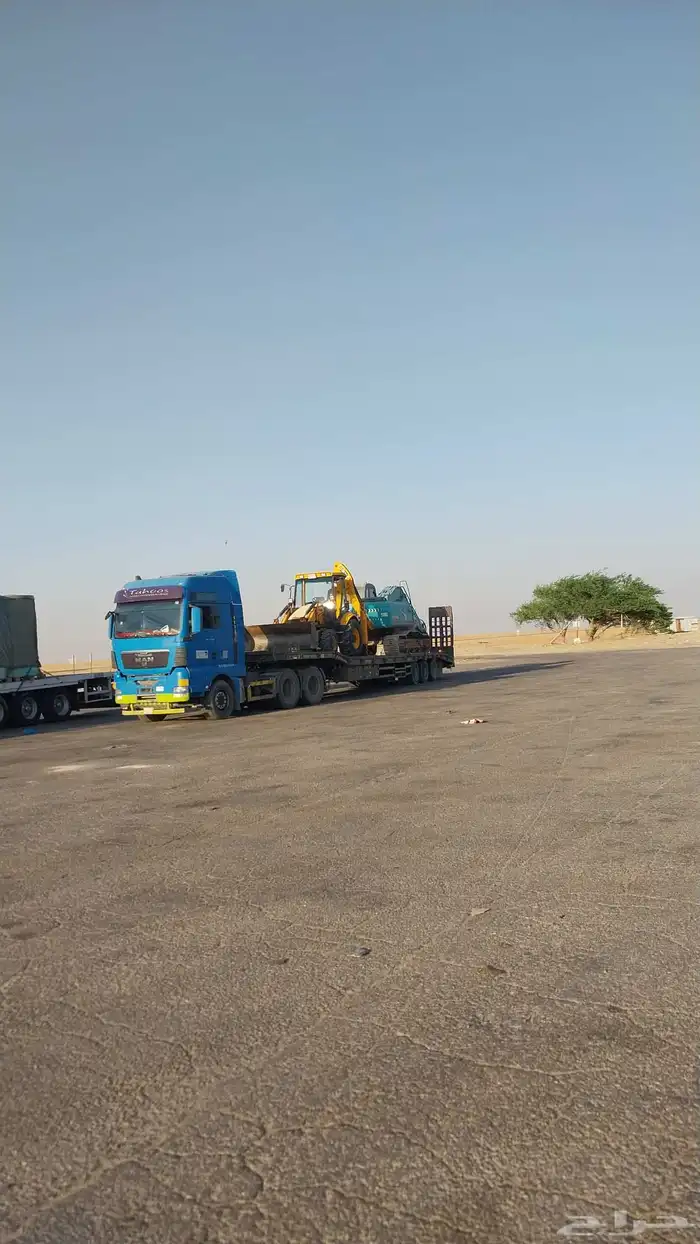 الرياض للوبد لنقل السيارات والمعدات إلى جميع أنحاء المملكة 0